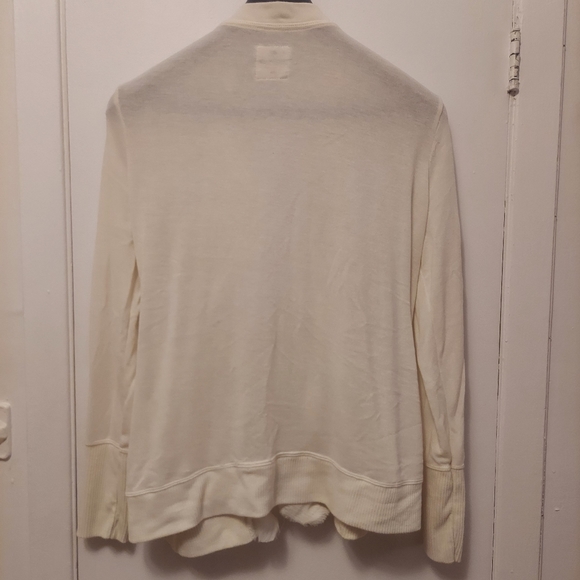 Poof Excellence Long Sleeve off white ruffle cardigan size 2x - Picture 7 of 9